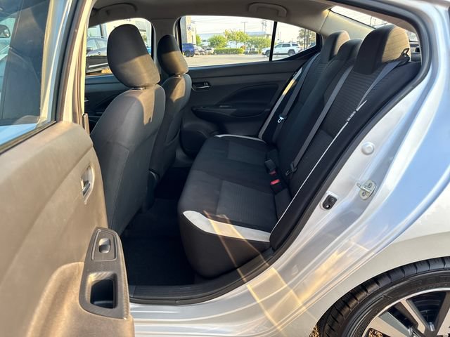 Used 2021 Nissan Versa SV FWD image 15
