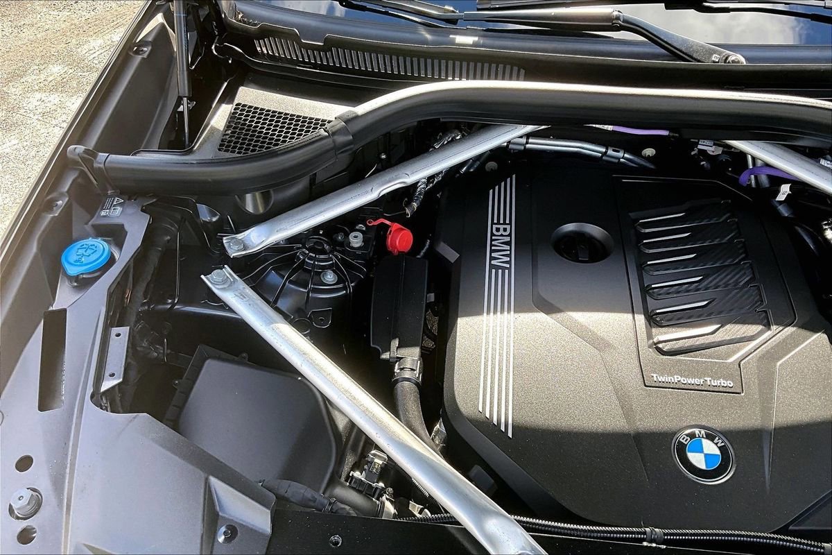 Used 2023 BMW X5 xDrive40i w/ Premium Package image 33