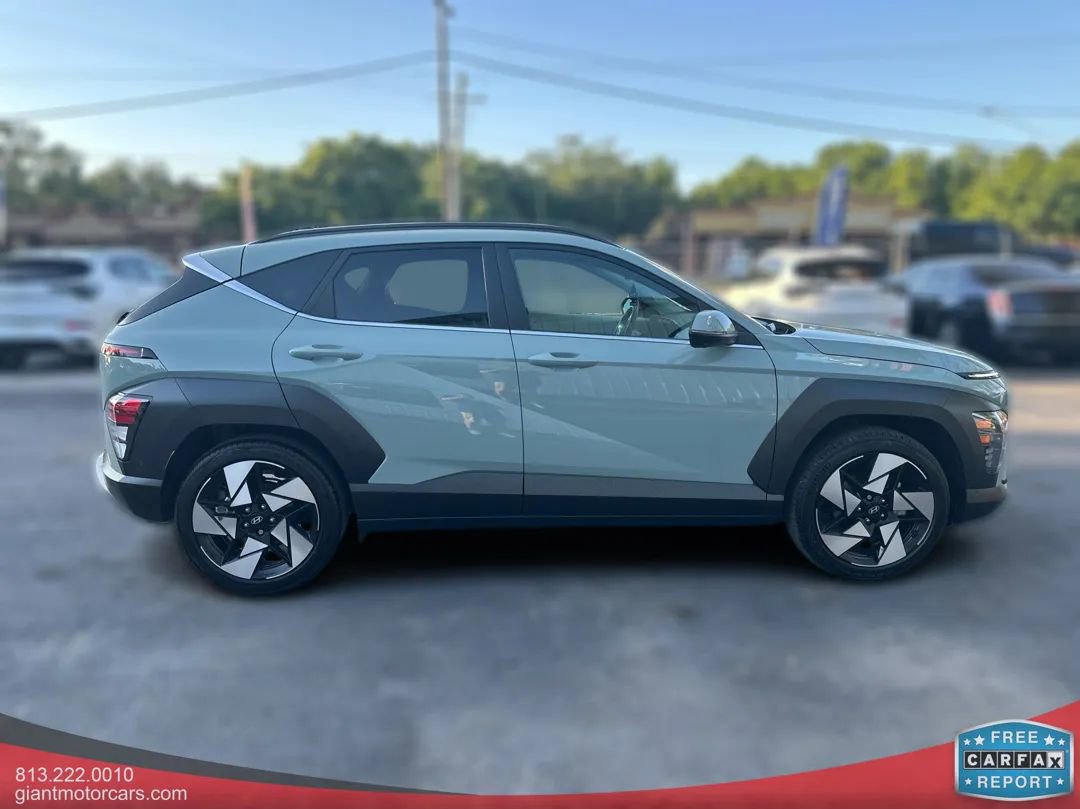 Used 2024 Hyundai Kona Limited image 4