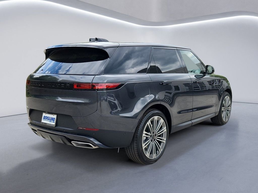 New 2026 Land Rover Range Rover Sport SE AWD/4WD image 5