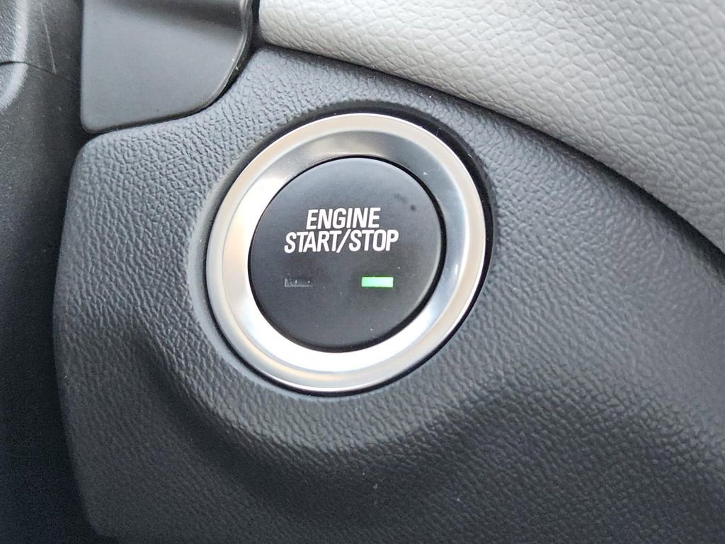 Used 2022 Chevrolet Equinox LS image 18