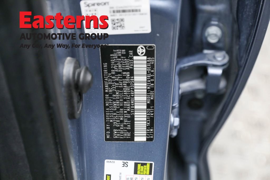 Used 2024 Toyota Corolla LE image 33