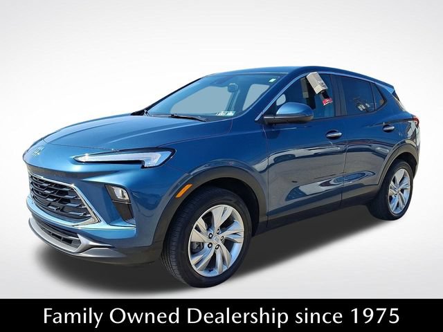 Used 2024 Buick Encore GX Preferred AWD/4WD image 3