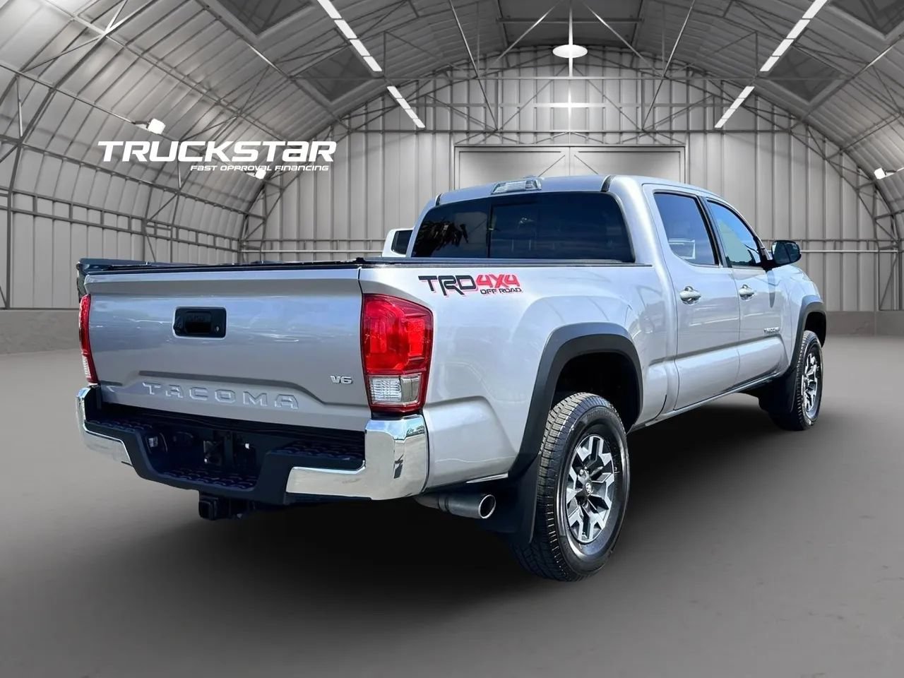 Used 2017 Toyota Tacoma TRD Off-Road w/ Tow Package AWD/4WD image 46