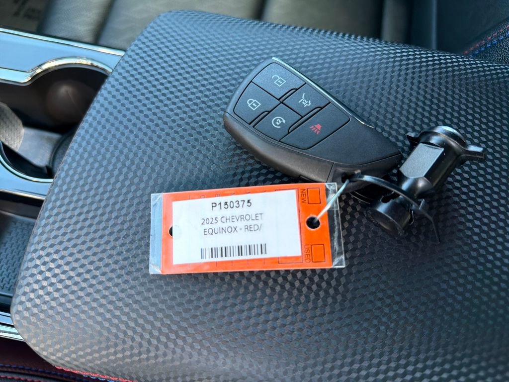 Used 2025 Chevrolet Equinox RS w/ Safety and Technology Package image 28