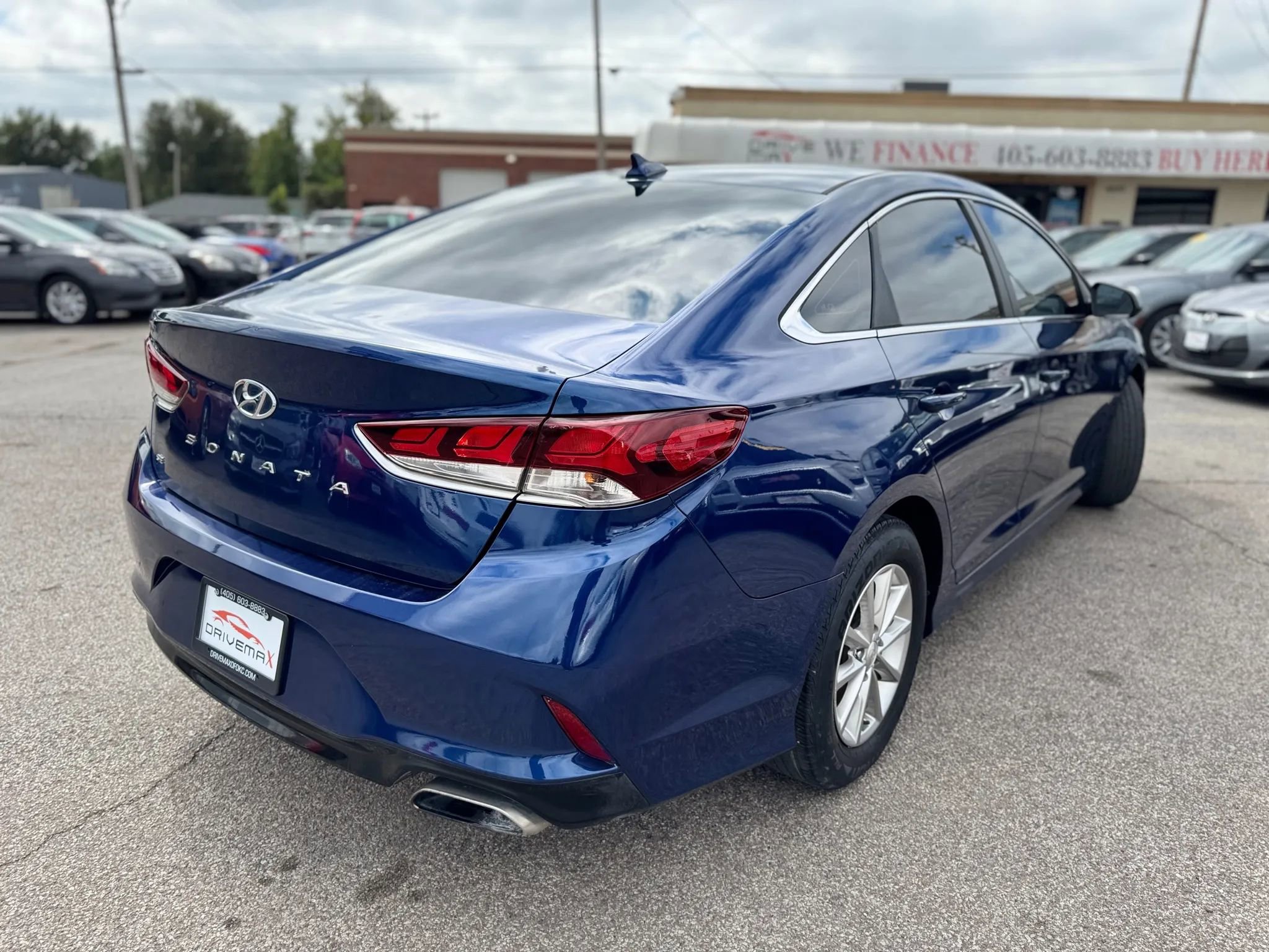 Used 2018 Hyundai Sonata SE image 3