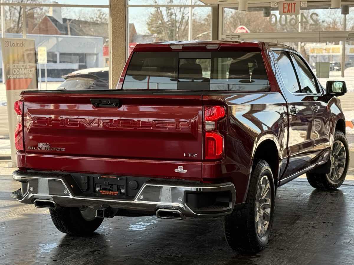 Used 2025 Chevrolet Silverado 1500 LTZ image 15