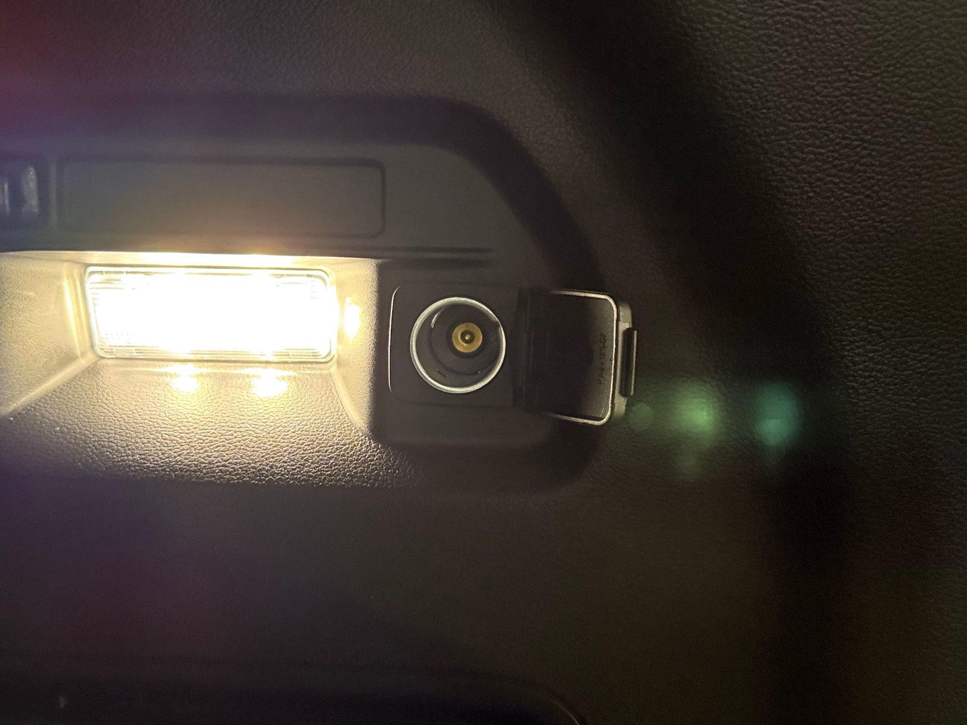 Used 2025 Ford Explorer Active w/ Active Comfort Package image 31