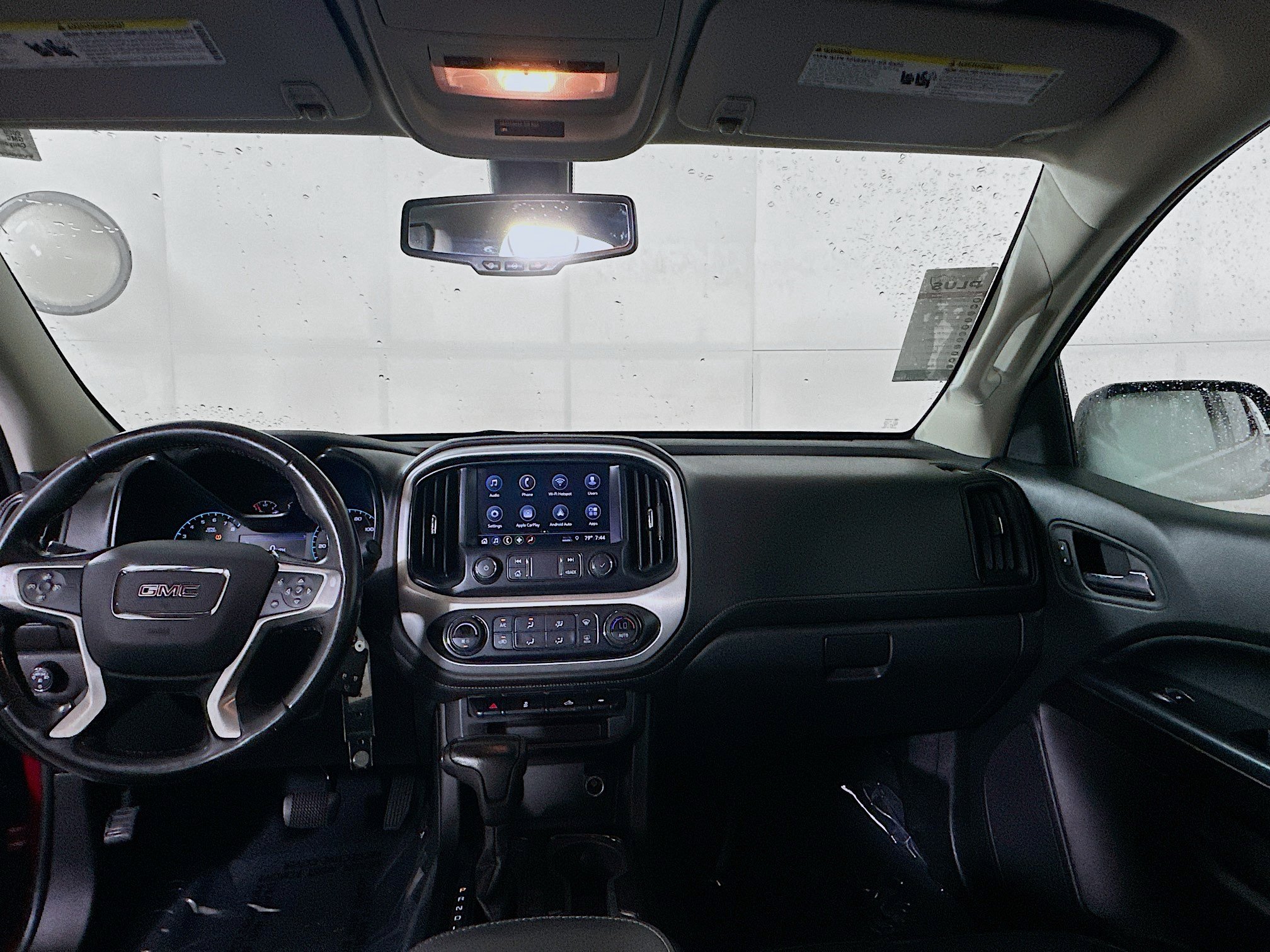 Used 2020 GMC Canyon SLE w/ Elevation Edition RWD image 25