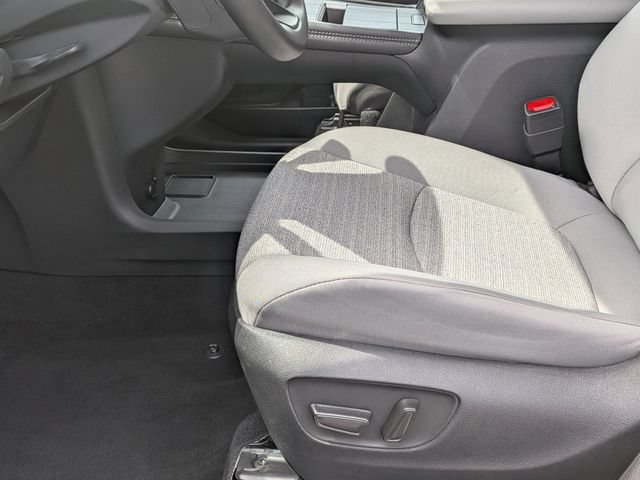 Used 2026 Toyota Sienna LE FWD image 15