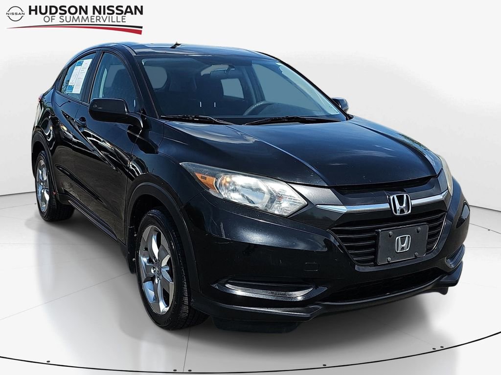 Used 2017 Honda HR-V LX image 1
