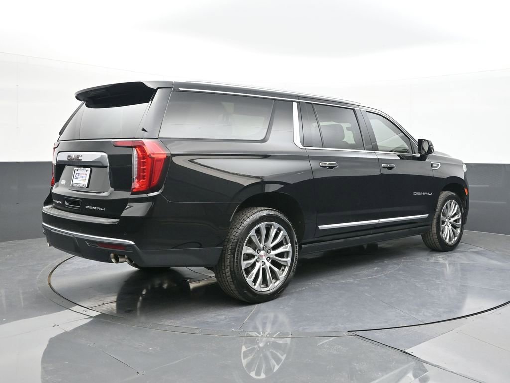 Used 2021 GMC Yukon XL Denali w/ Denali Premium Package RWD image 12