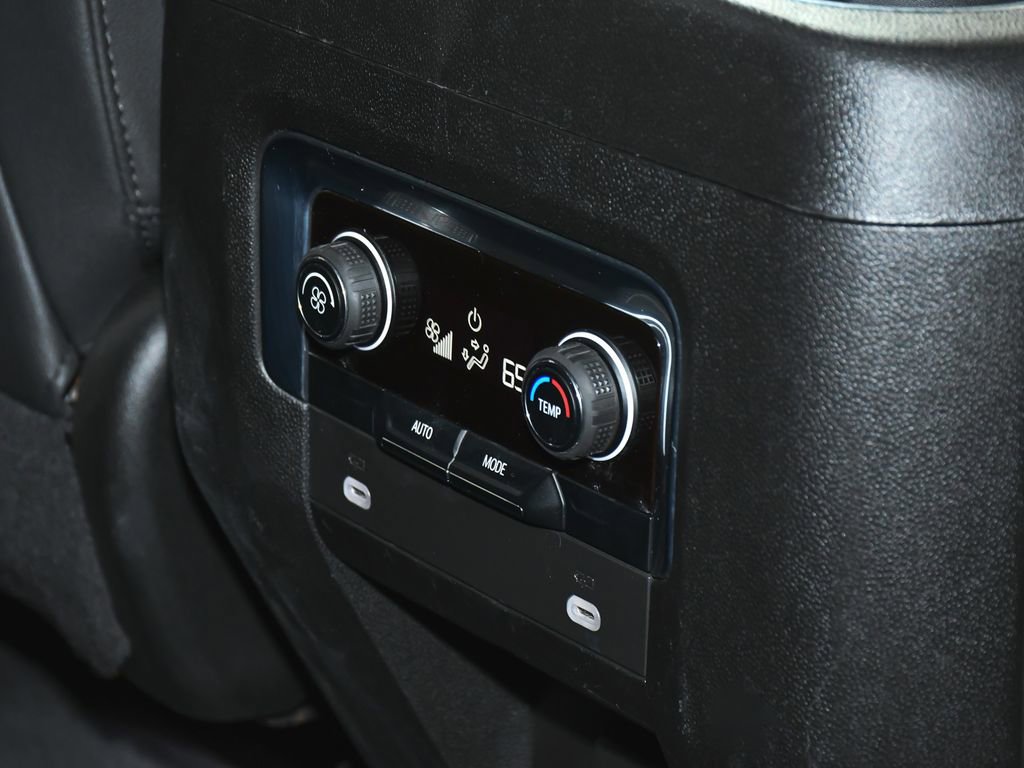 Used 2023 Chevrolet Tahoe Z71 image 44