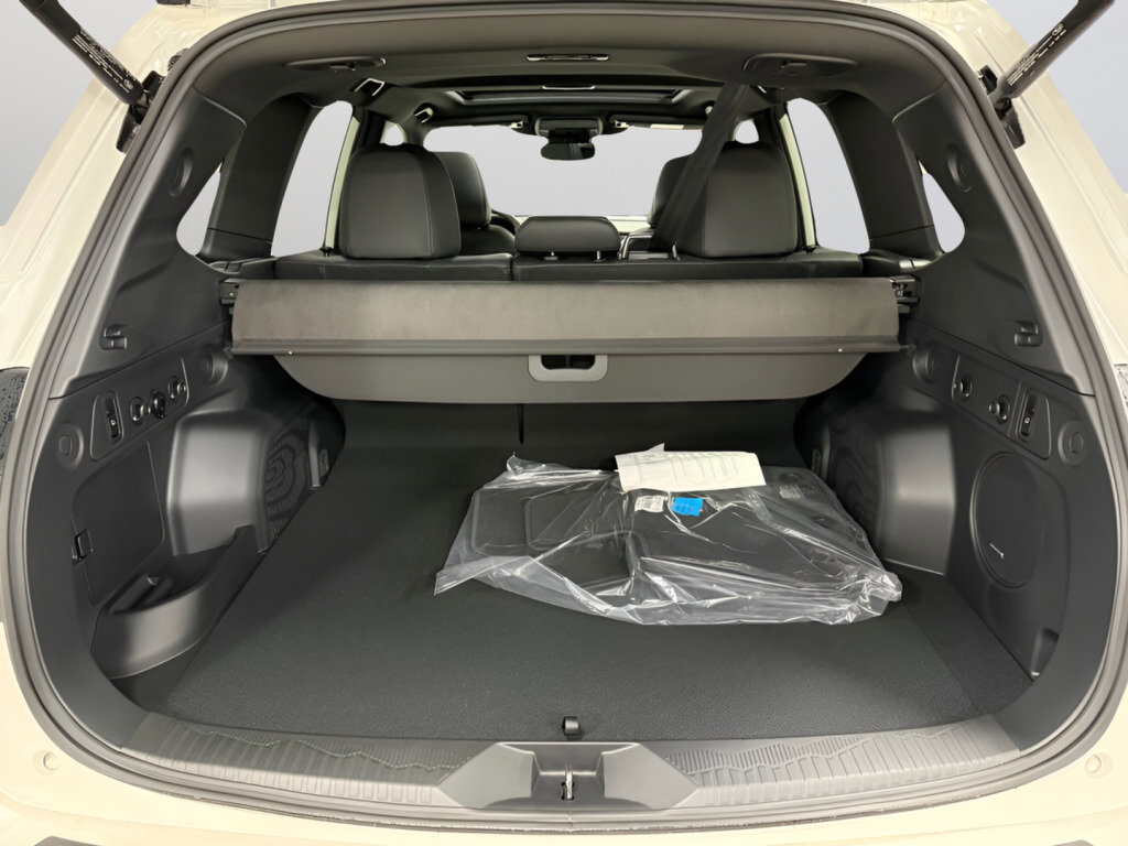 New 2025 Subaru Forester Touring image 9