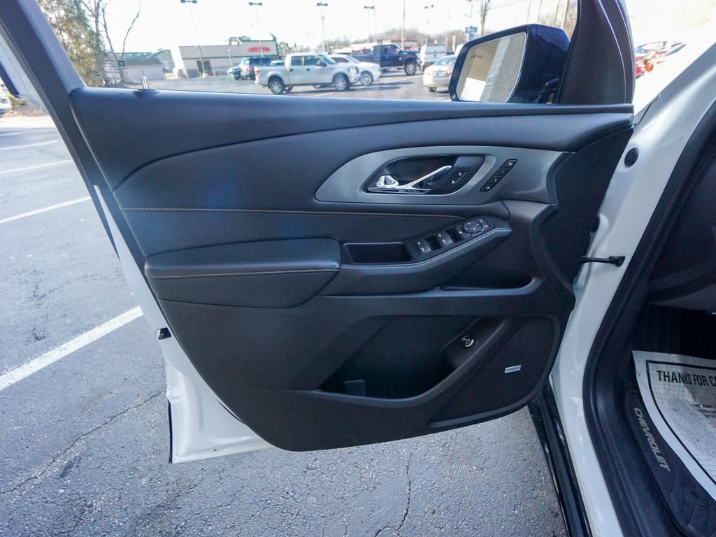 Used 2019 Chevrolet Traverse Premier w/ Redline Edition image 14