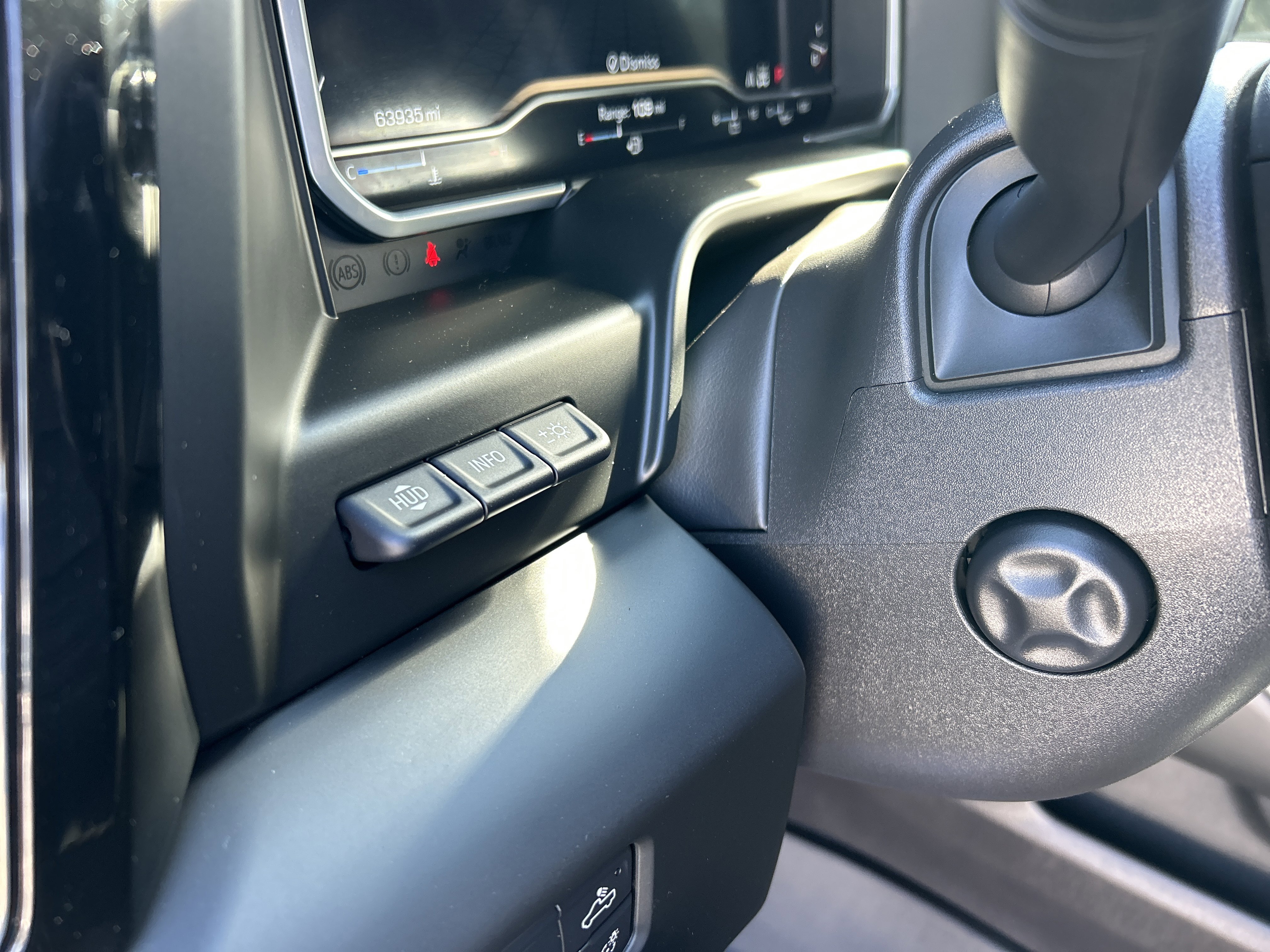 Used 2022 GMC Sierra 1500 AT4X image 23