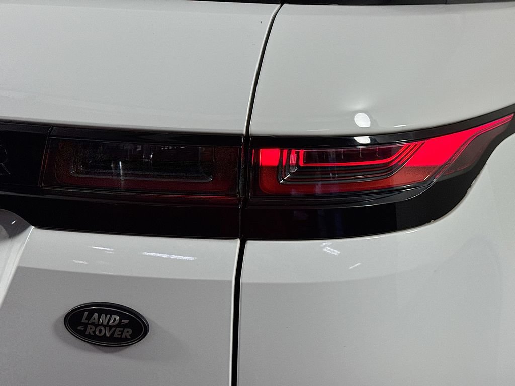 Used 2020 Land Rover Range Rover Evoque SE AWD/4WD image 32