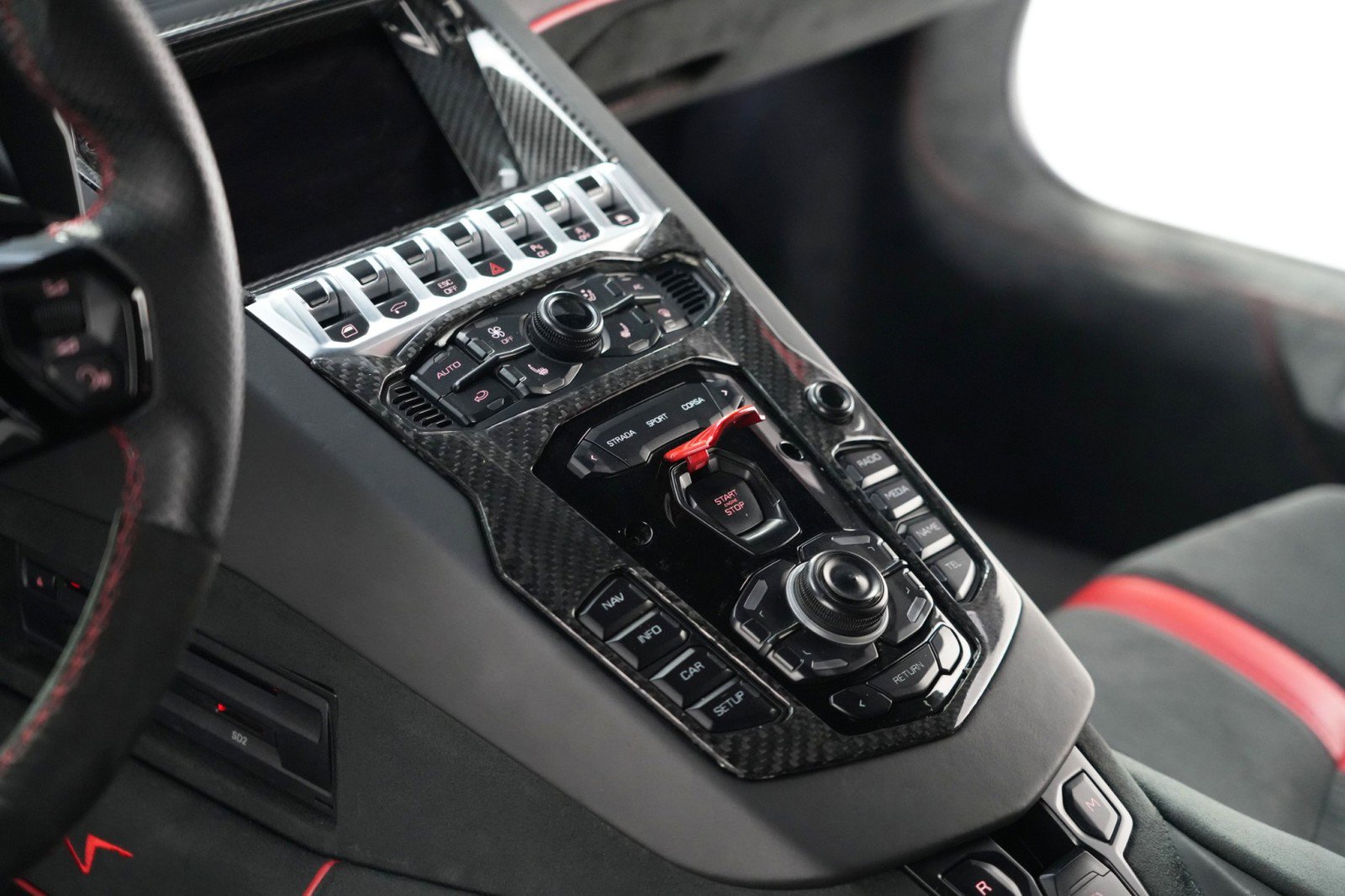 Used 2017 Lamborghini Aventador S image 42