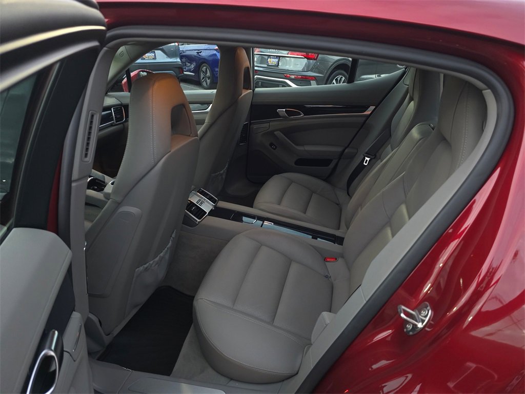 Used 2011 Porsche Panamera 4 image 21