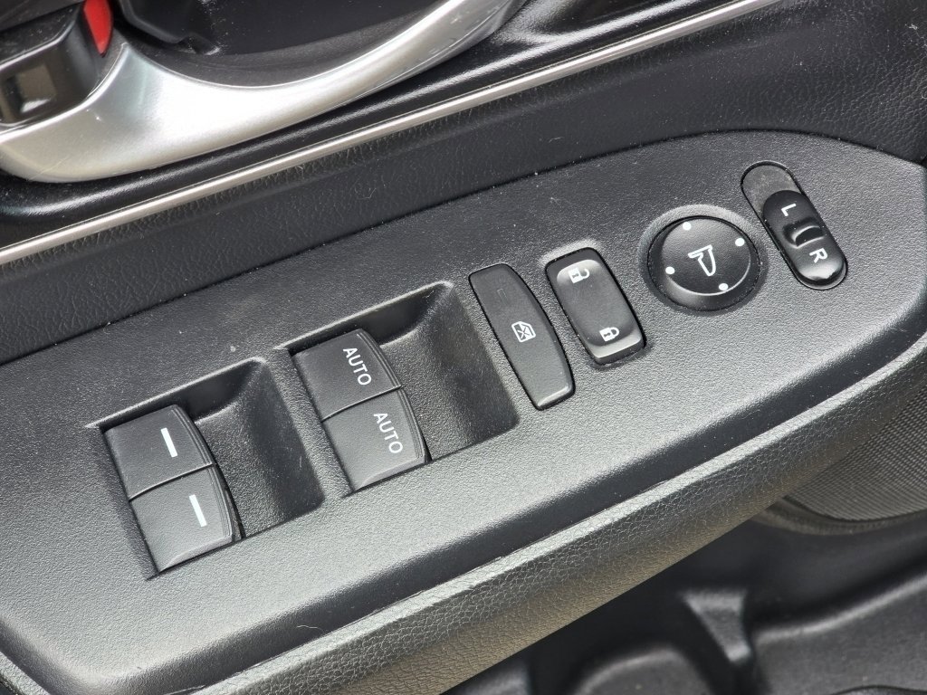 Used 2022 Honda CR-V Touring image 23