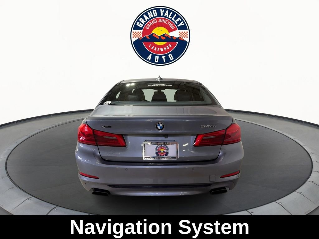 Used 2019 BMW 540i xDrive w/ Premium Package image 7