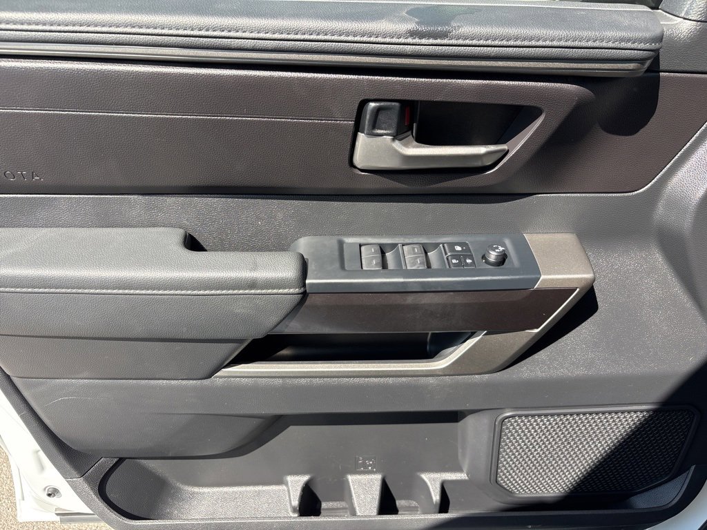 Used 2025 Toyota Tundra SR5 image 29