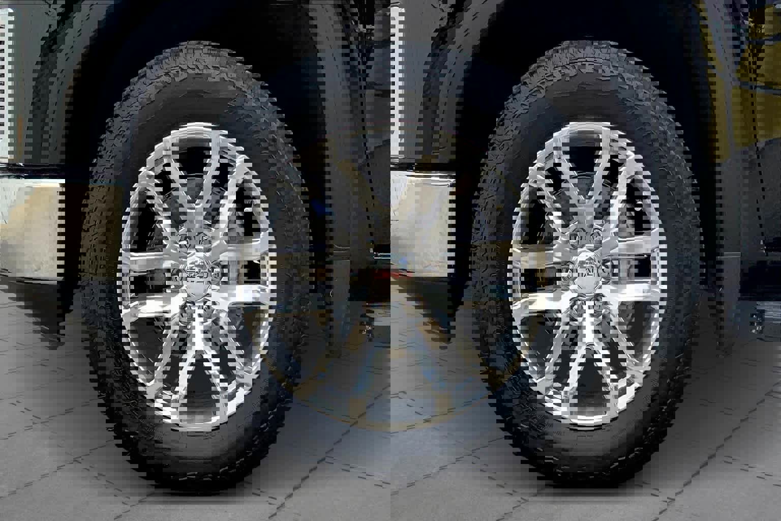 Used 2020 GMC Sierra 1500 SLT image 10