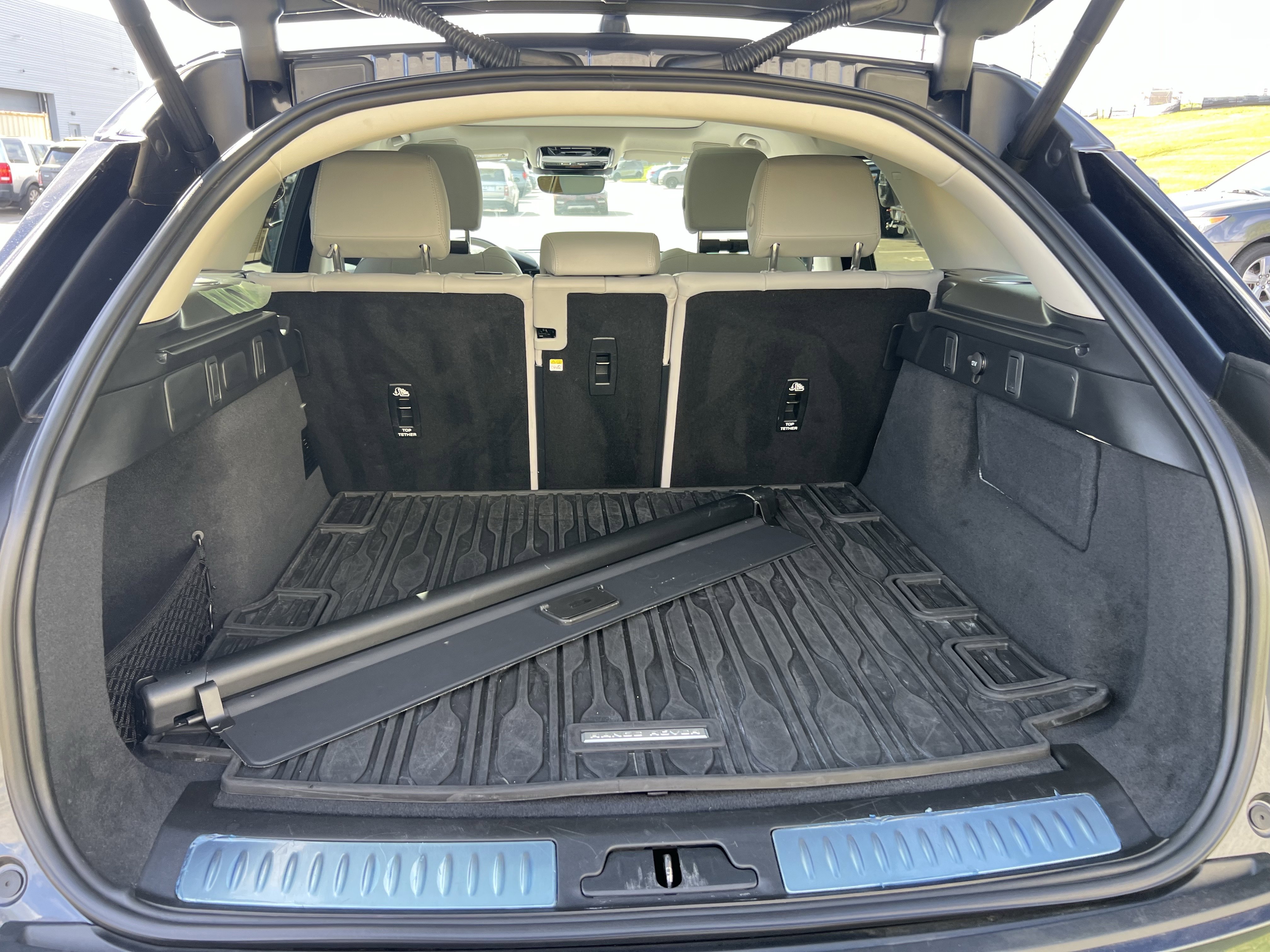 Certified 2025 Land Rover Range Rover Velar S image 36