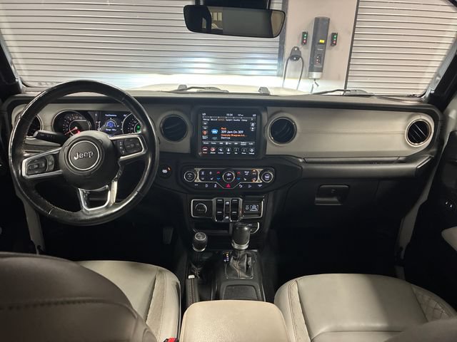 Used 2021 Jeep Wrangler Unlimited Sahara AWD/4WD image 12