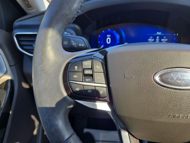 Used 2023 Ford Explorer Platinum w/ Premium Technology Package image 21