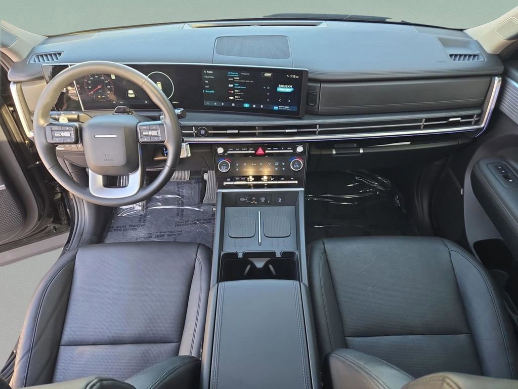 Used 2025 Hyundai Santa Fe Limited image 18
