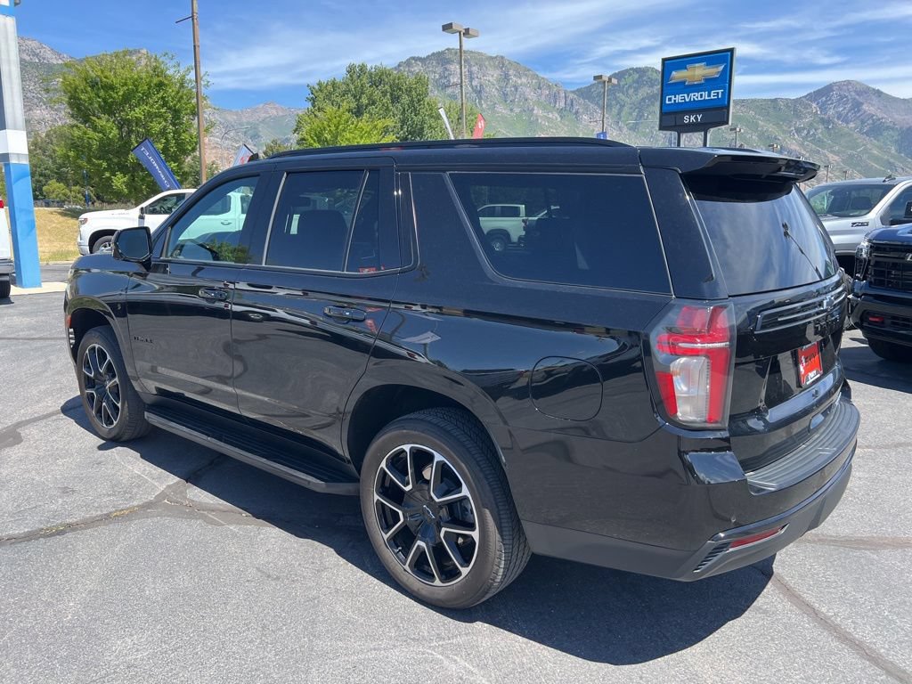 Used 2024 Chevrolet Tahoe RST w/ Luxury Package AWD/4WD image 12