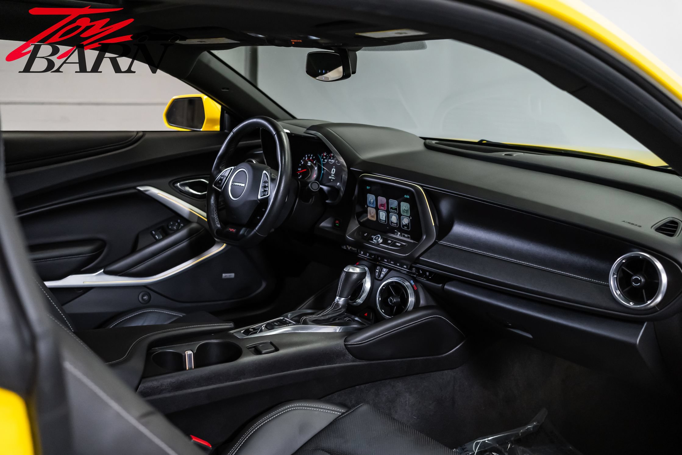 Used 2016 Chevrolet Camaro SS RWD image 45