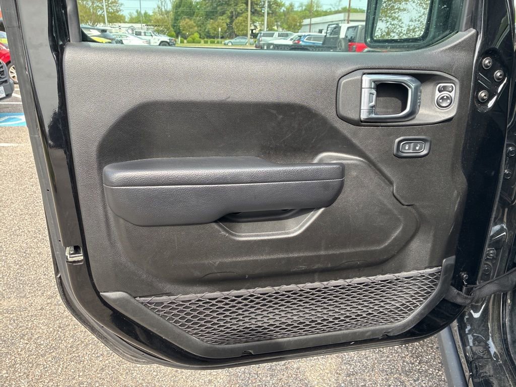 Used 2024 Jeep Wrangler Unlimited Rubicon image 12