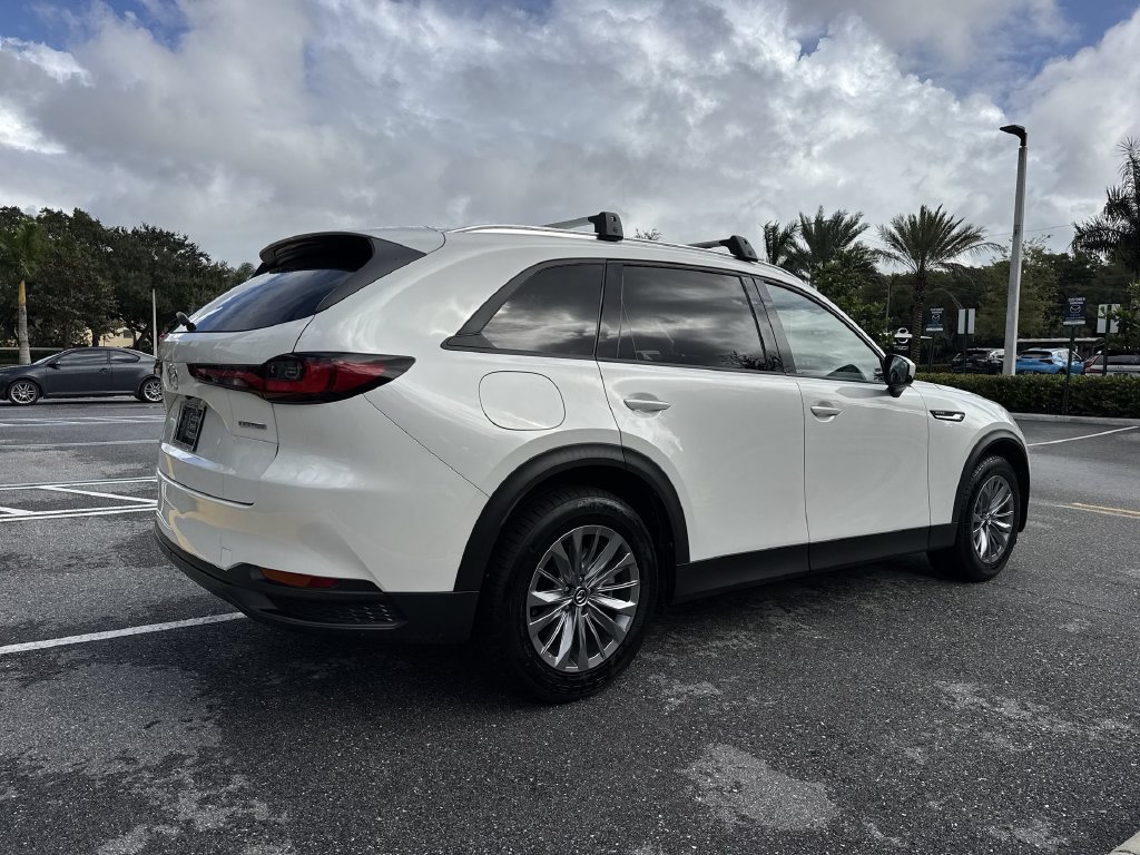 Used 2024 MAZDA CX-90 Plug-In Hybrid w/ Preferred AWD/4WD image 24