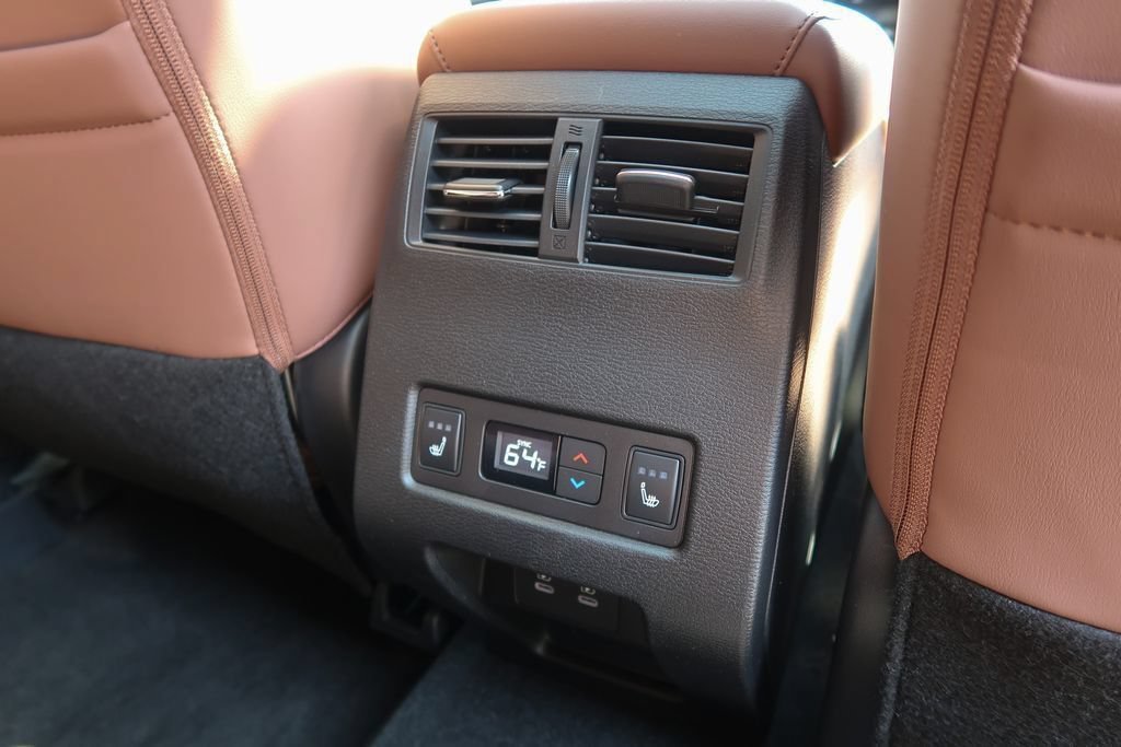 New 2026 Mitsubishi Outlander SEL AWD/4WD image 19