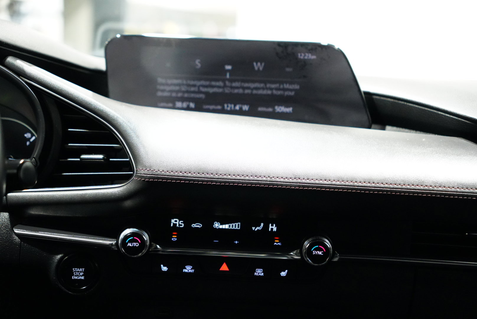 Used 2020 MAZDA MAZDA3 Hatchback w/ Premium Package image 13