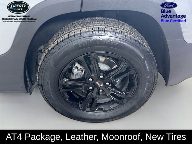 Used 2024 GMC Terrain AT4 image 30
