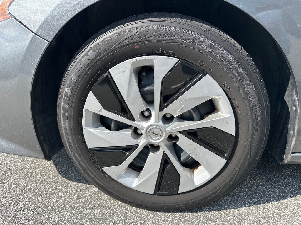Used 2019 Nissan Altima 2.5 S FWD image 40
