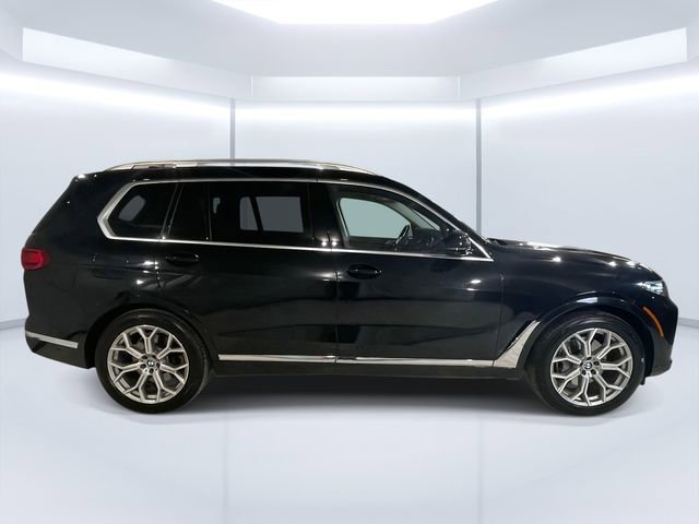 Used 2022 BMW X7 xDrive40i w/ Premium Package image 8
