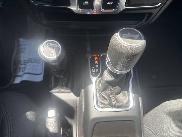 Certified 2022 Jeep Wrangler Sport AWD/4WD image 21