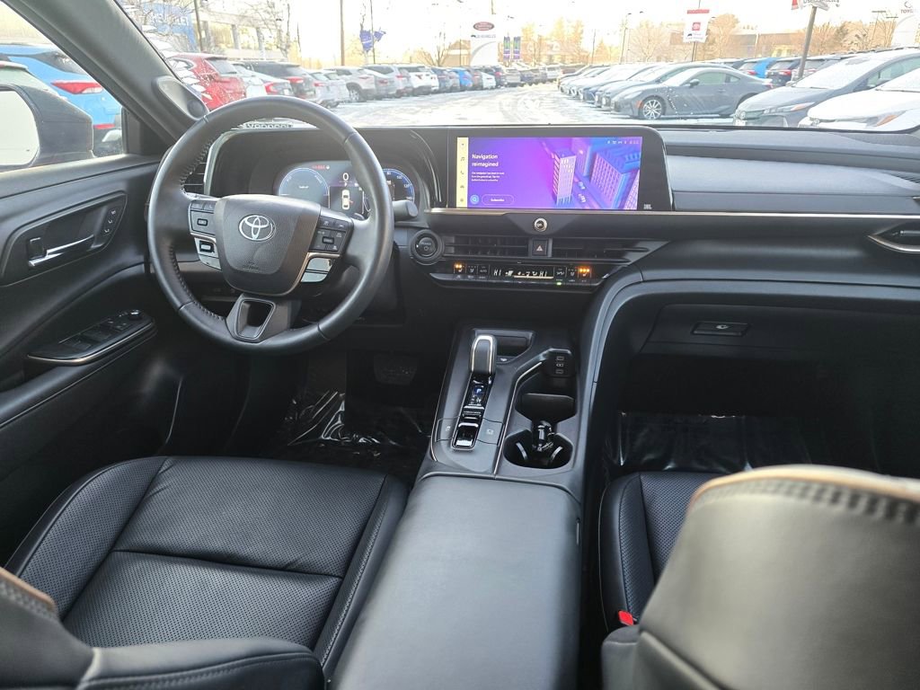 Certified 2023 Toyota Crown Platinum image 15