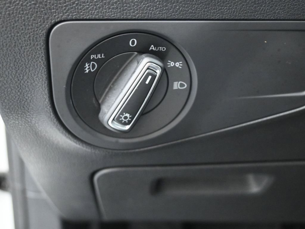 Used 2021 Volkswagen Tiguan SEL image 21