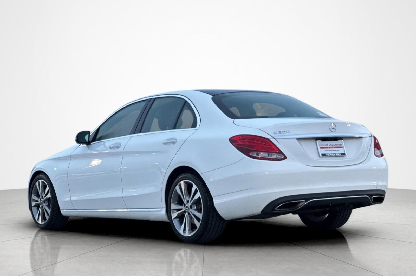 Used 2018 Mercedes-Benz C 300 Sedan w/ Premium Package image 3