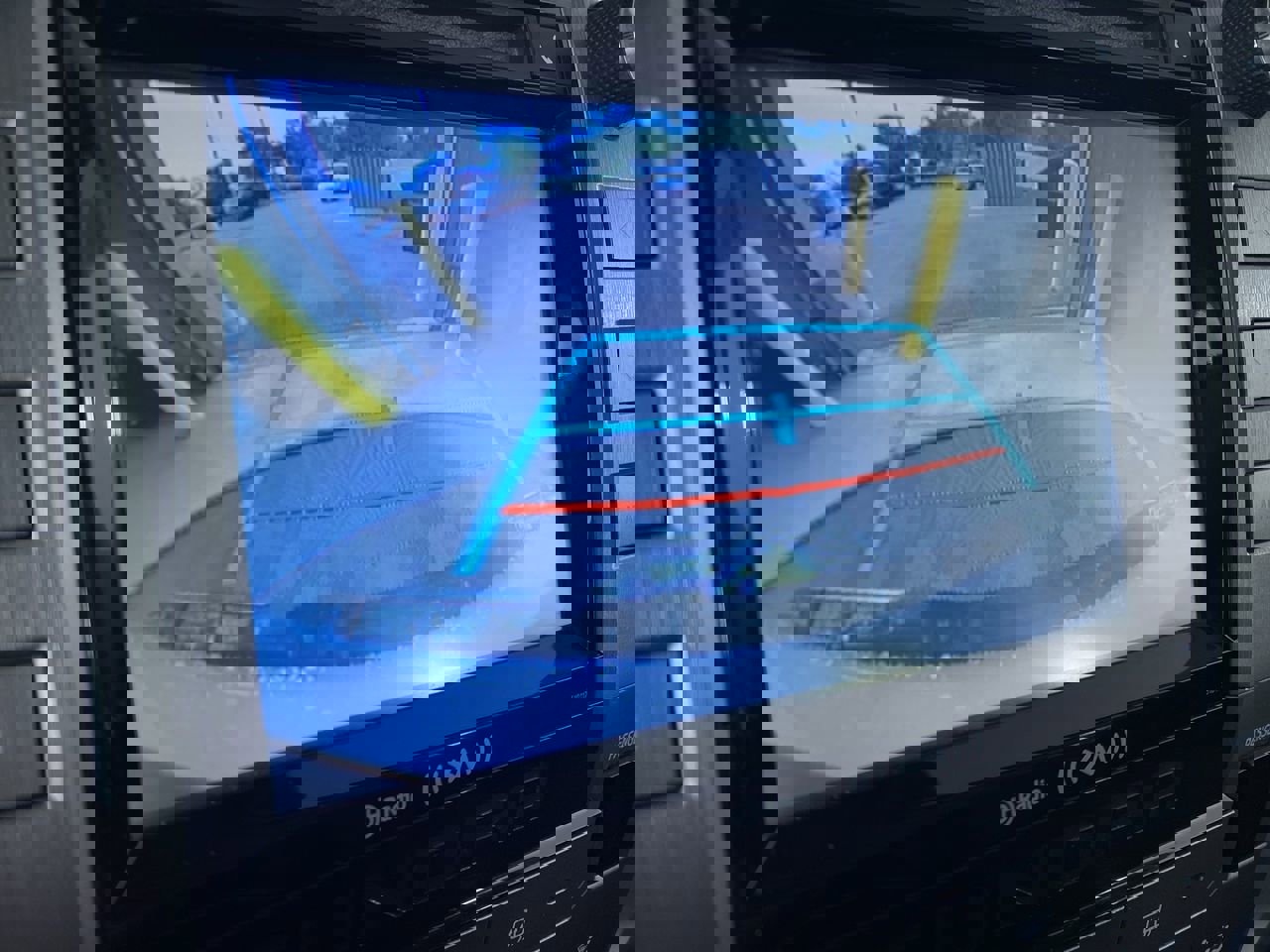 Used 2017 Toyota Tundra SR5 w/ SR5 Upgrade Package AWD/4WD image 6