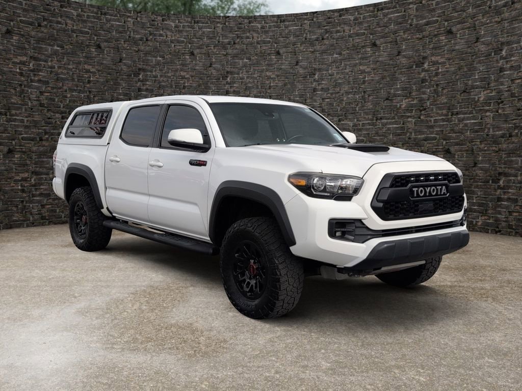 Used 2019 Toyota Tacoma TRD Pro image 2