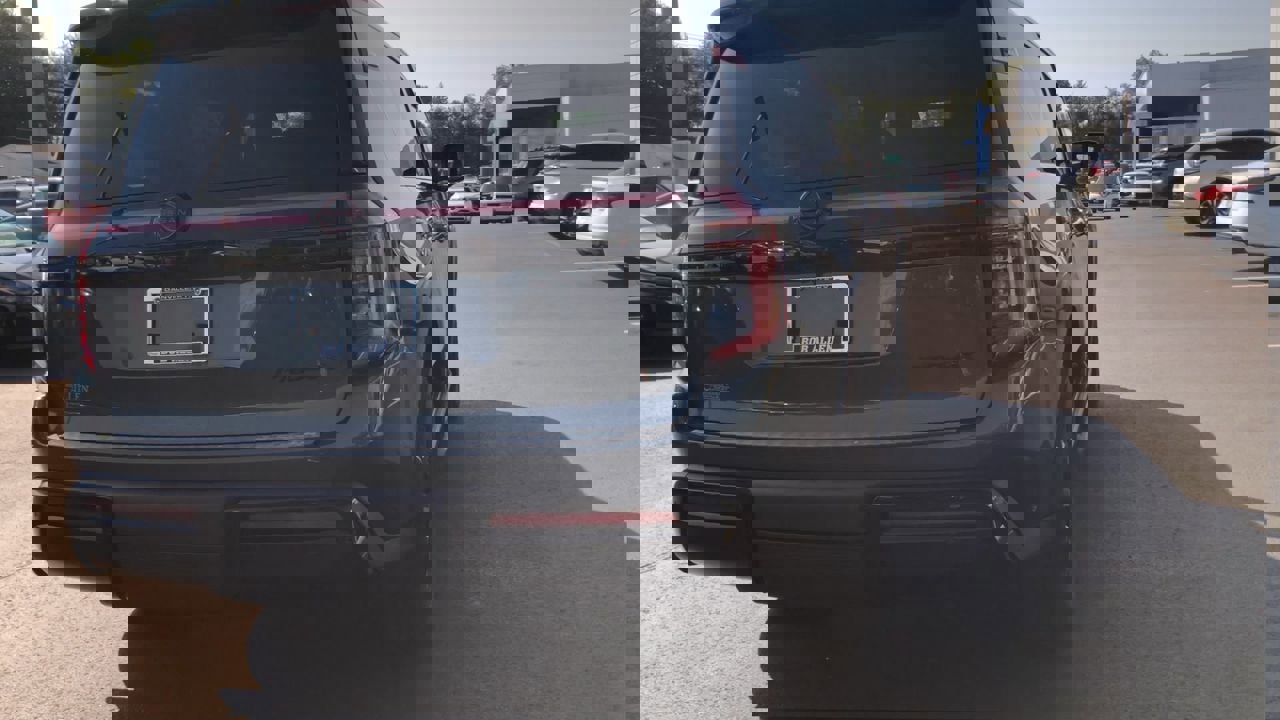 New 2026 Nissan Armada PRO-4X w/ Captain's Chari Seat Package image 7