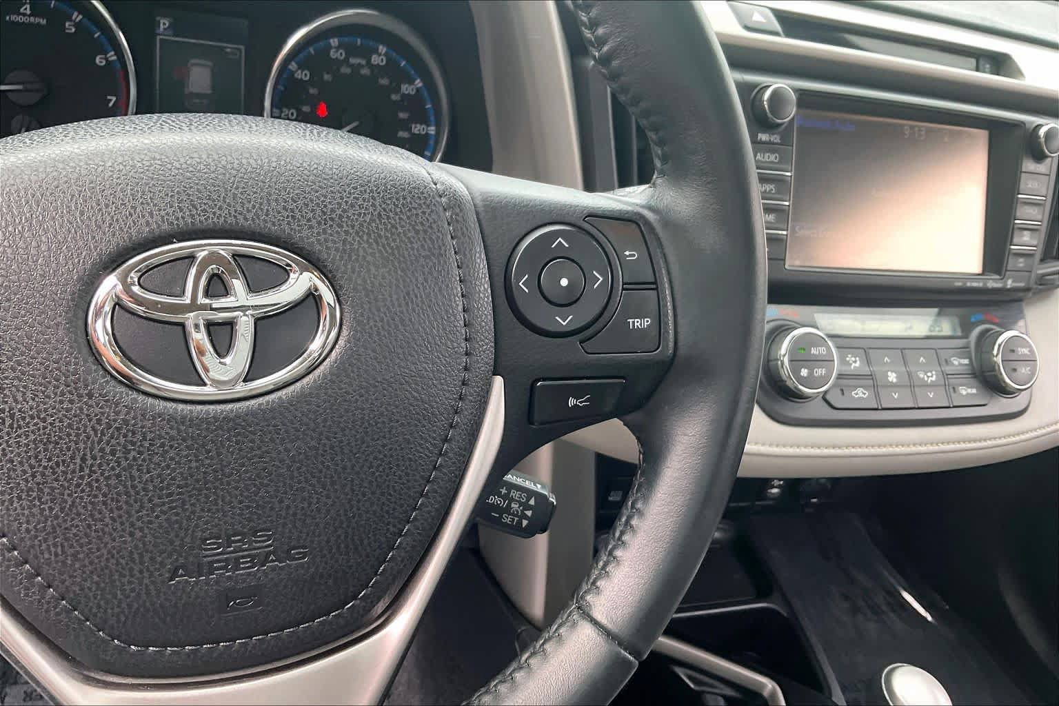 Used 2016 Toyota RAV4 Limited AWD/4WD image 47