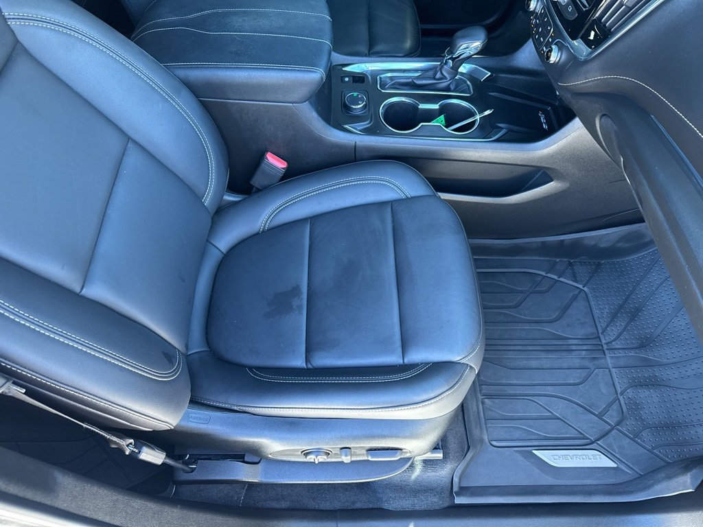 Used 2023 Chevrolet Traverse LT w/ LPO, Floor Liner Package image 16