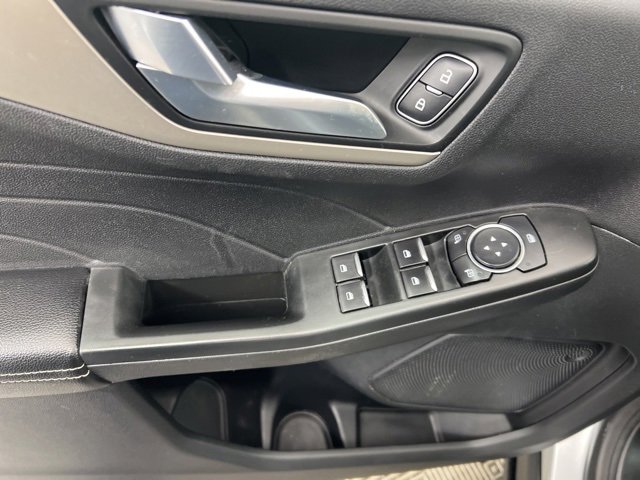 Used 2022 Ford Escape SEL image 13
